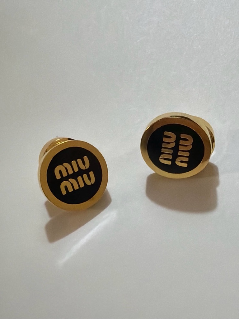 Miu Miu Gold Black Logo Gold Earnings 300$